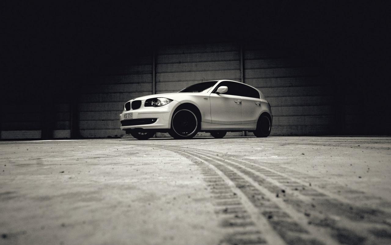 BMW 1 Series Low Angle wallpapers