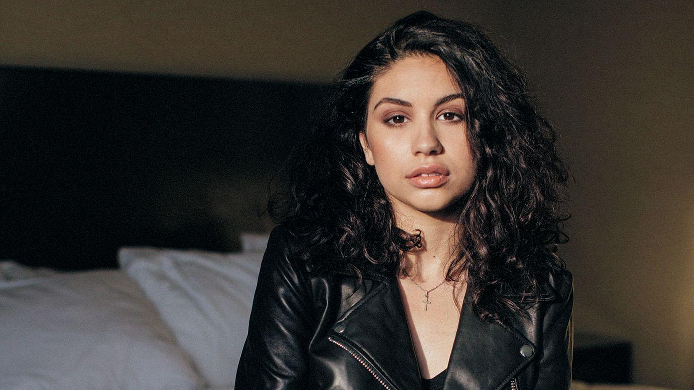 Alessia Cara Wallpapers