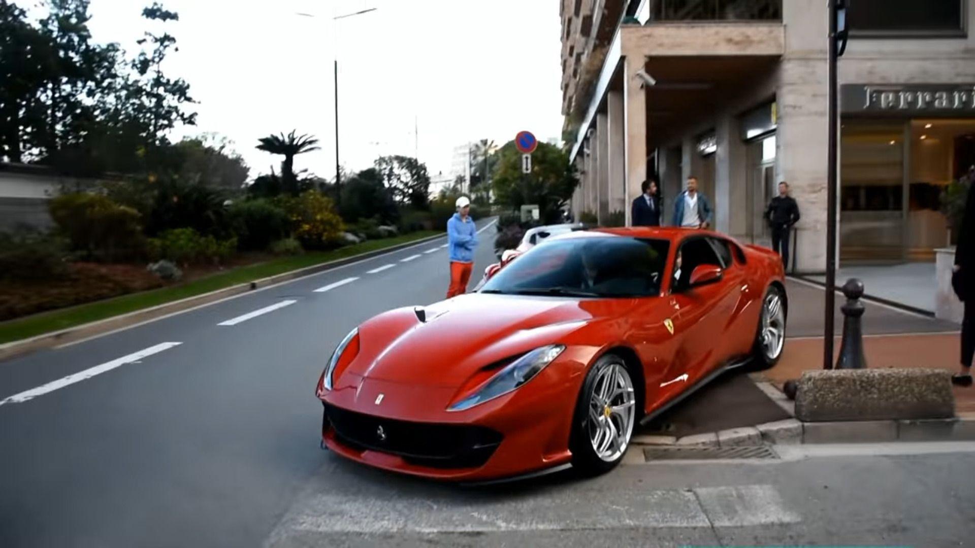 Vidéo – La première Ferrari 812 Superfast est arrivée à Monaco