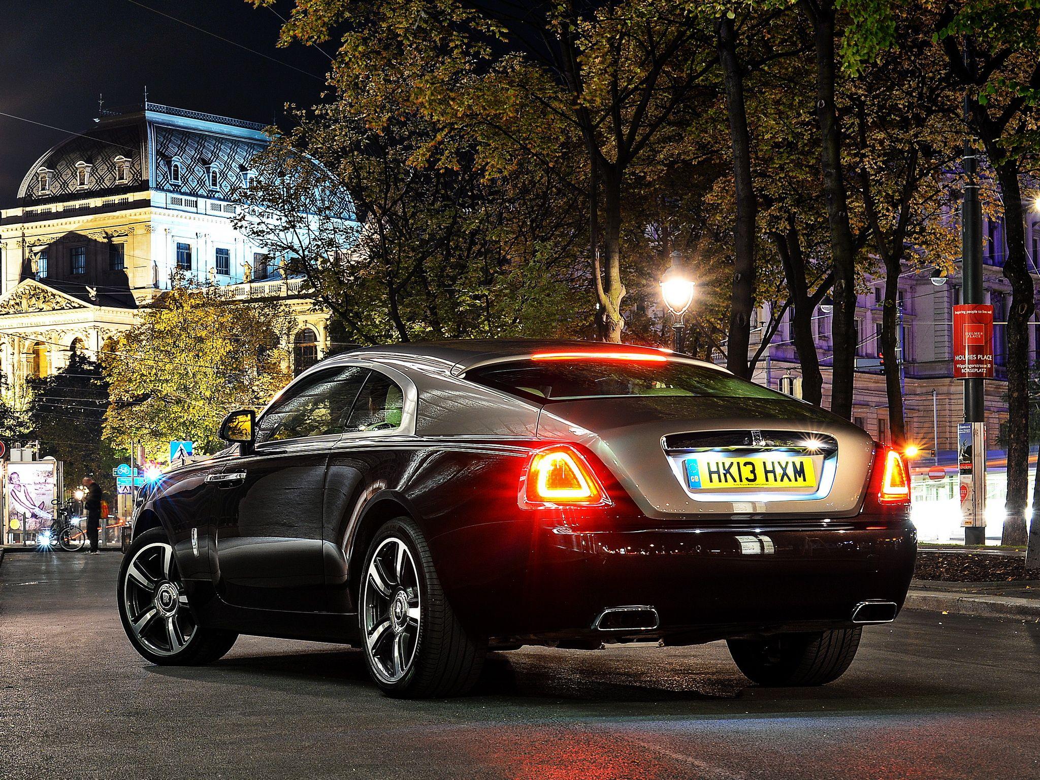 2013 Rolls Royce Wraith luxury supercar t wallpapers