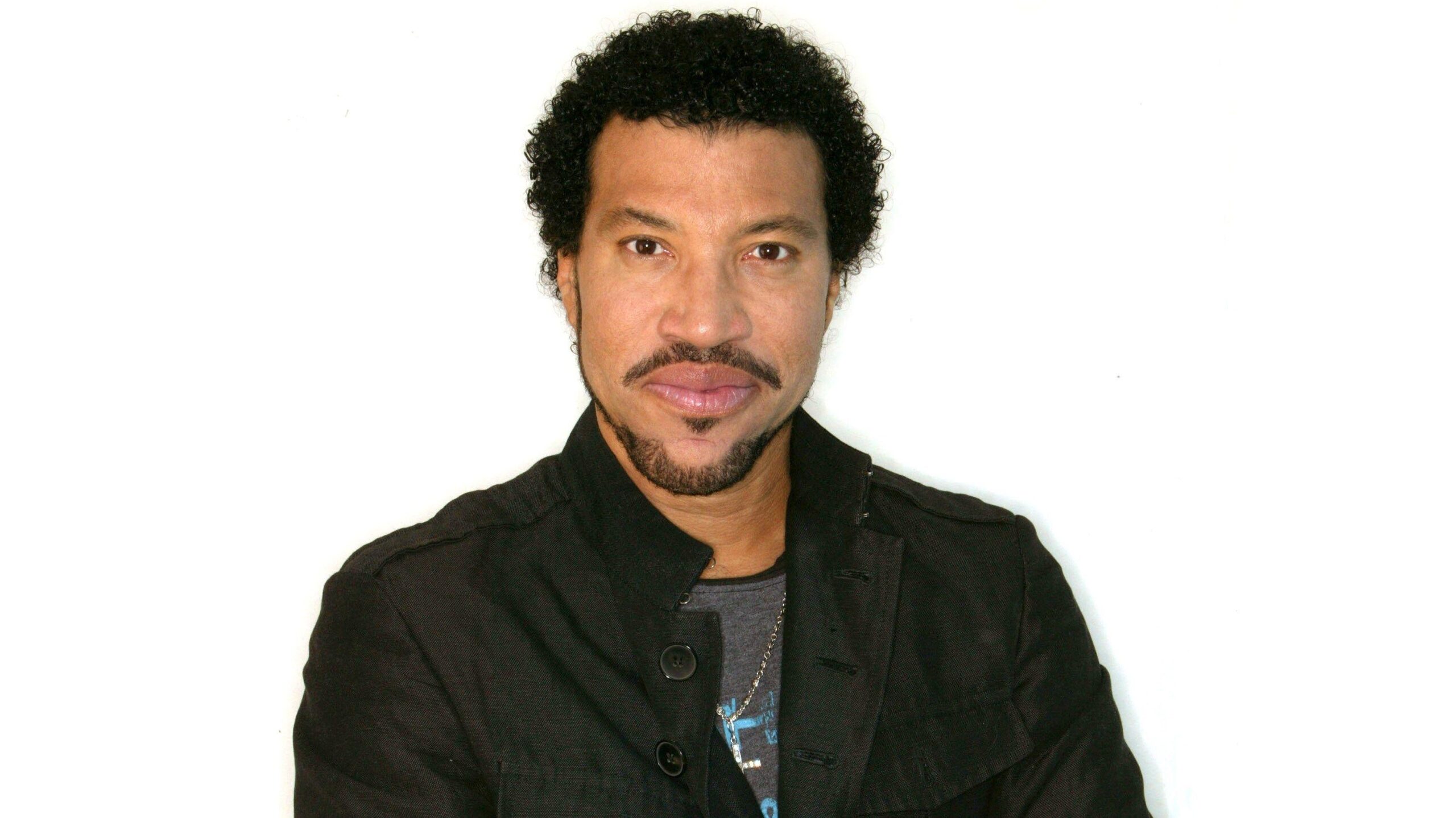 free desktop wallpapers downloads lionel richie, 457 kB