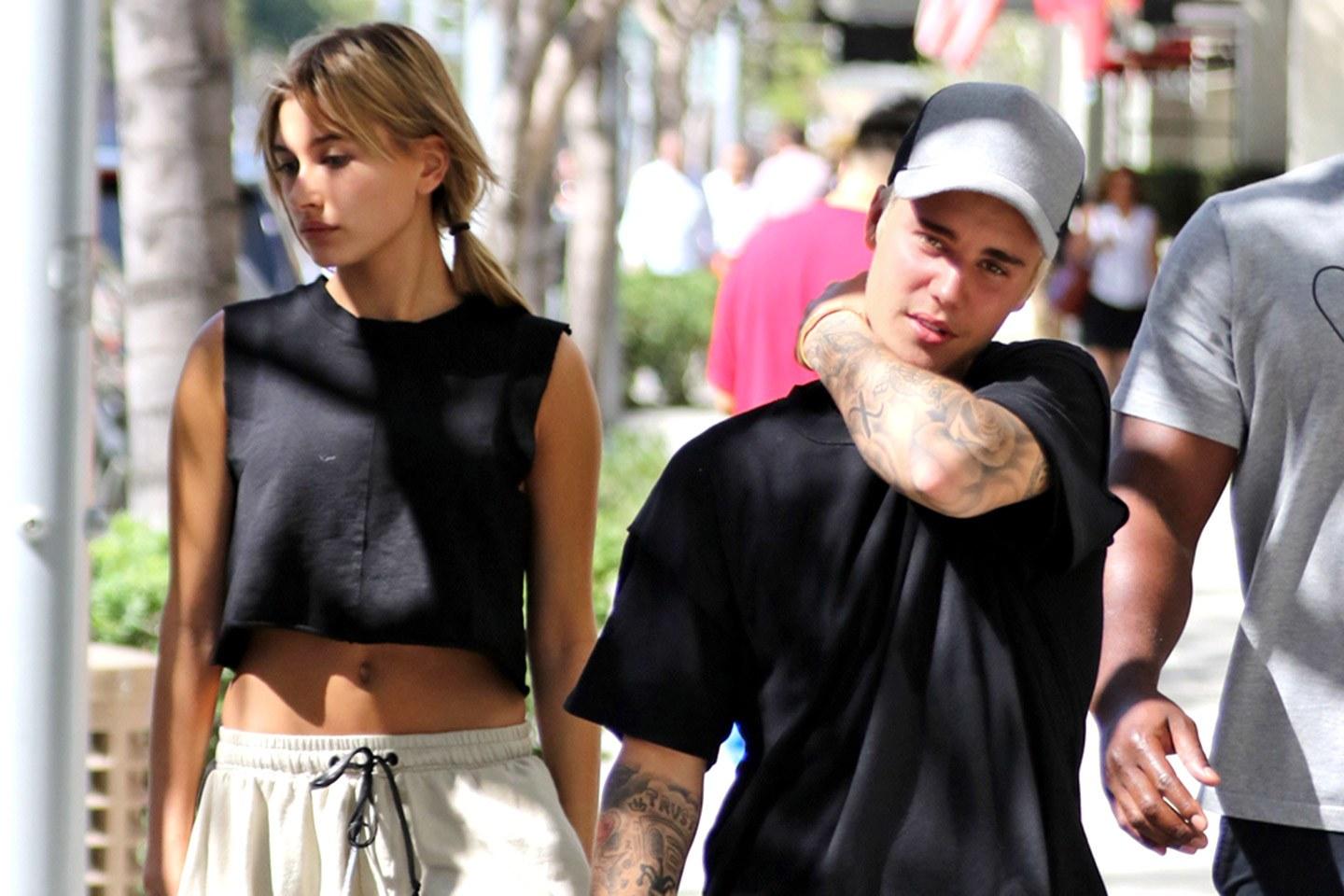 Justin Bieber Has a New Kissing Partner