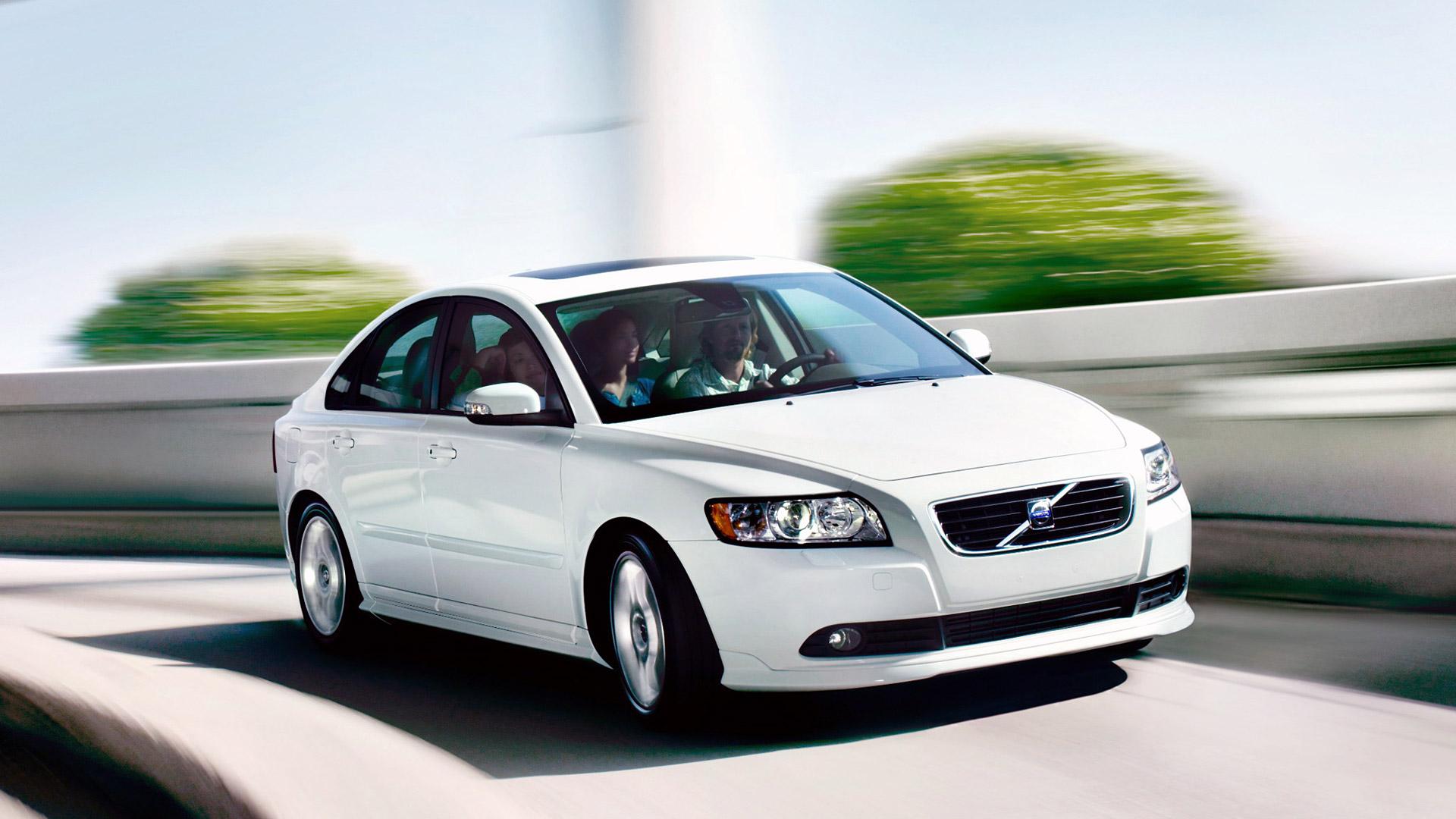 2007 Volvo S40 T5 Wallpapers & HD Image