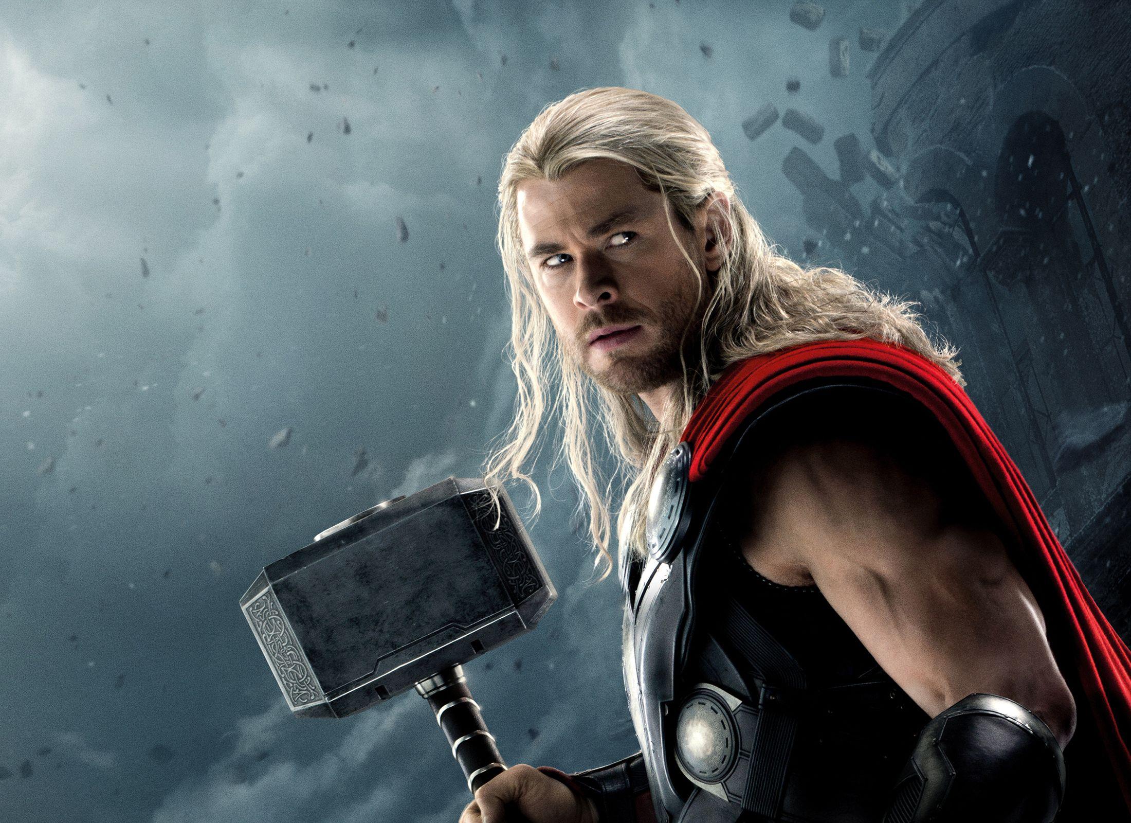 128 Chris Hemsworth HD Wallpapers