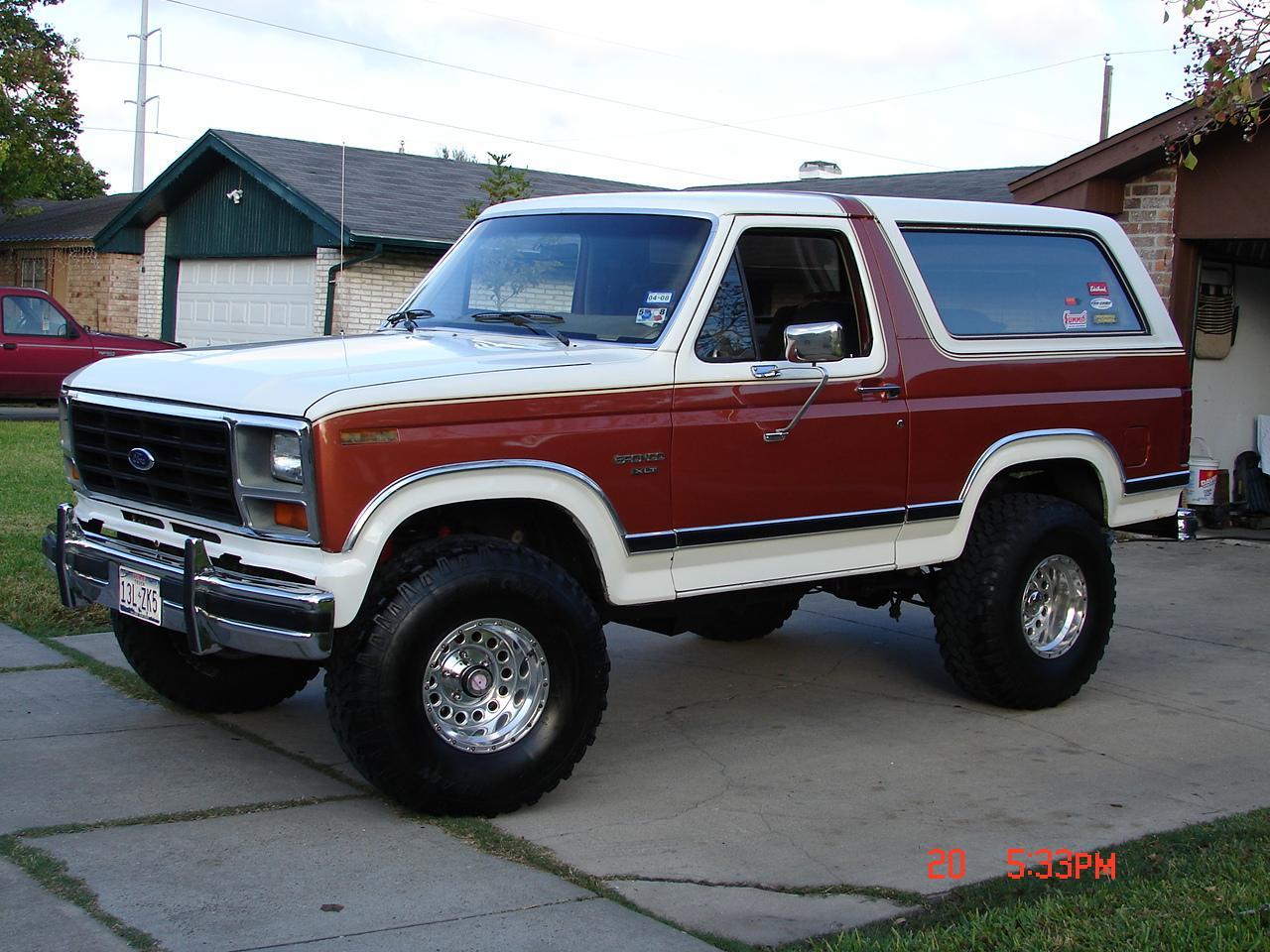 Ford Bronco Wallpapers