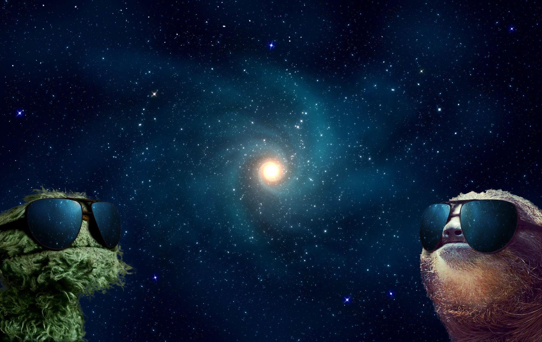 Sloth and Grover in Space HD Wallpapers