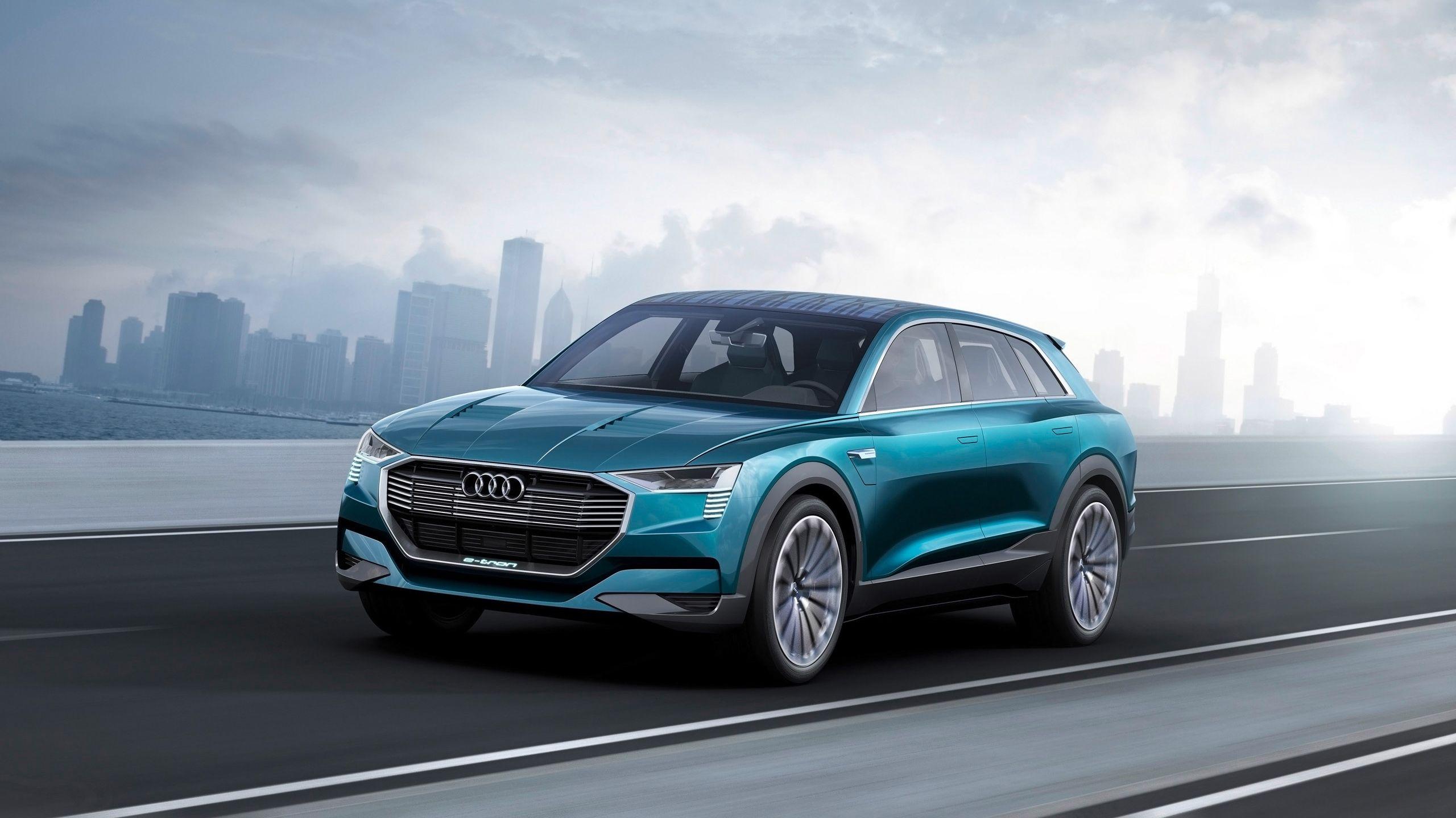 2015 Audi E Tron Quattro Concept Wallpapers