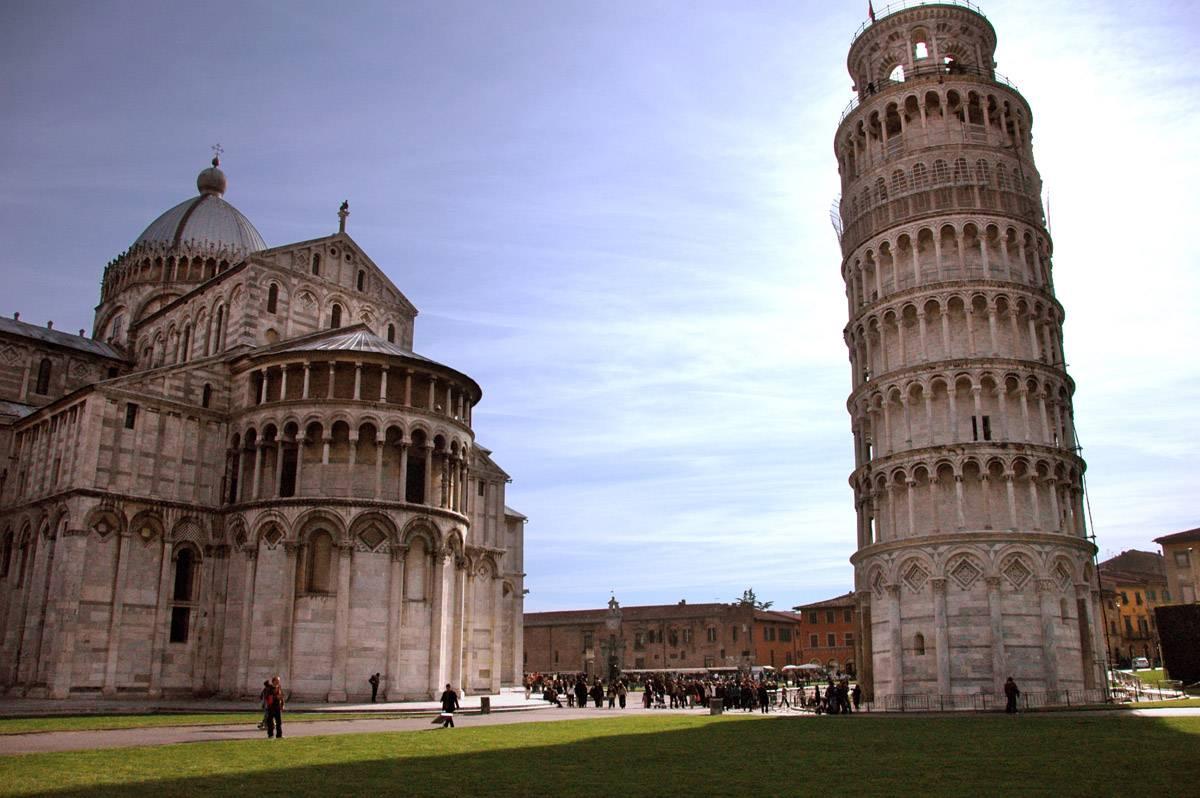 Leaning Tower Of Pisa Wallpapers and Backgrounds Image