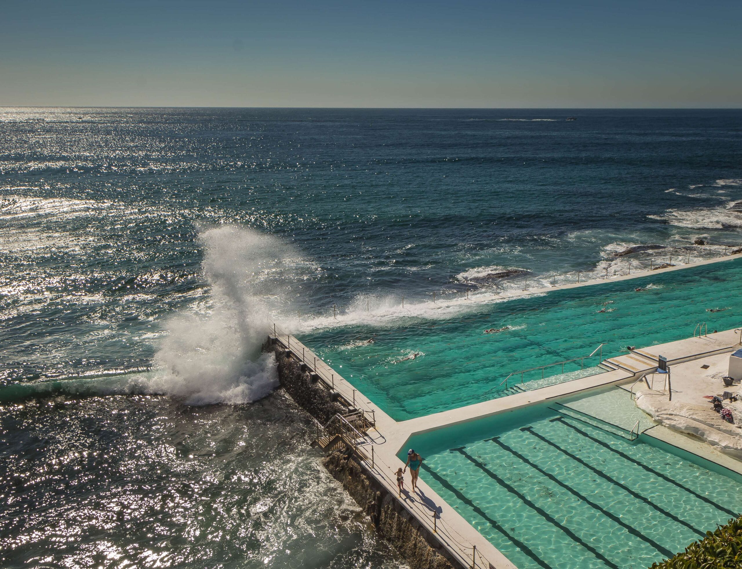 beach, bondi beach, icebergs, pool, waves, waves breaking 4k