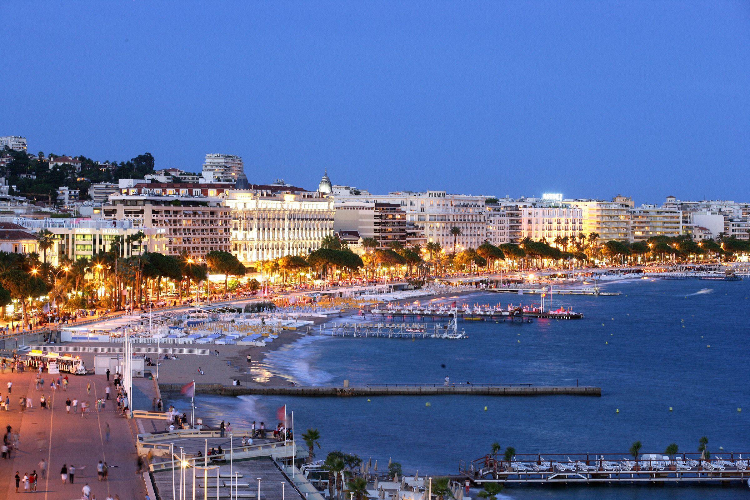 Evening lights in Cannes, France wallpapers and image