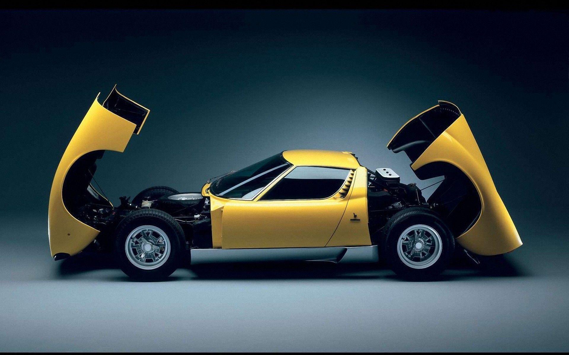 Yellow Lamborghini Miura SV Car Wallpapers