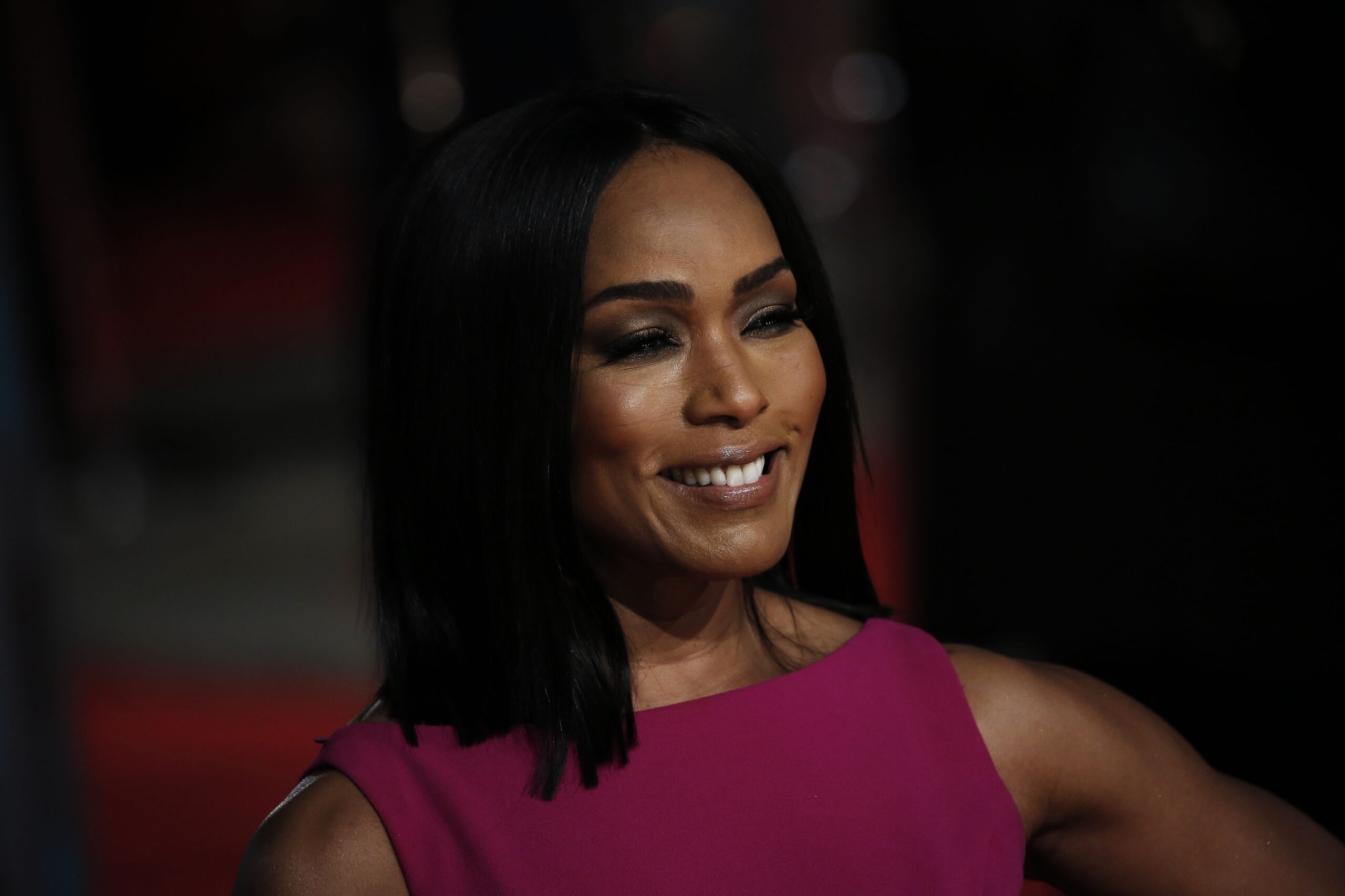 Angela Bassett Wallpapers Image Photos Pictures Backgrounds