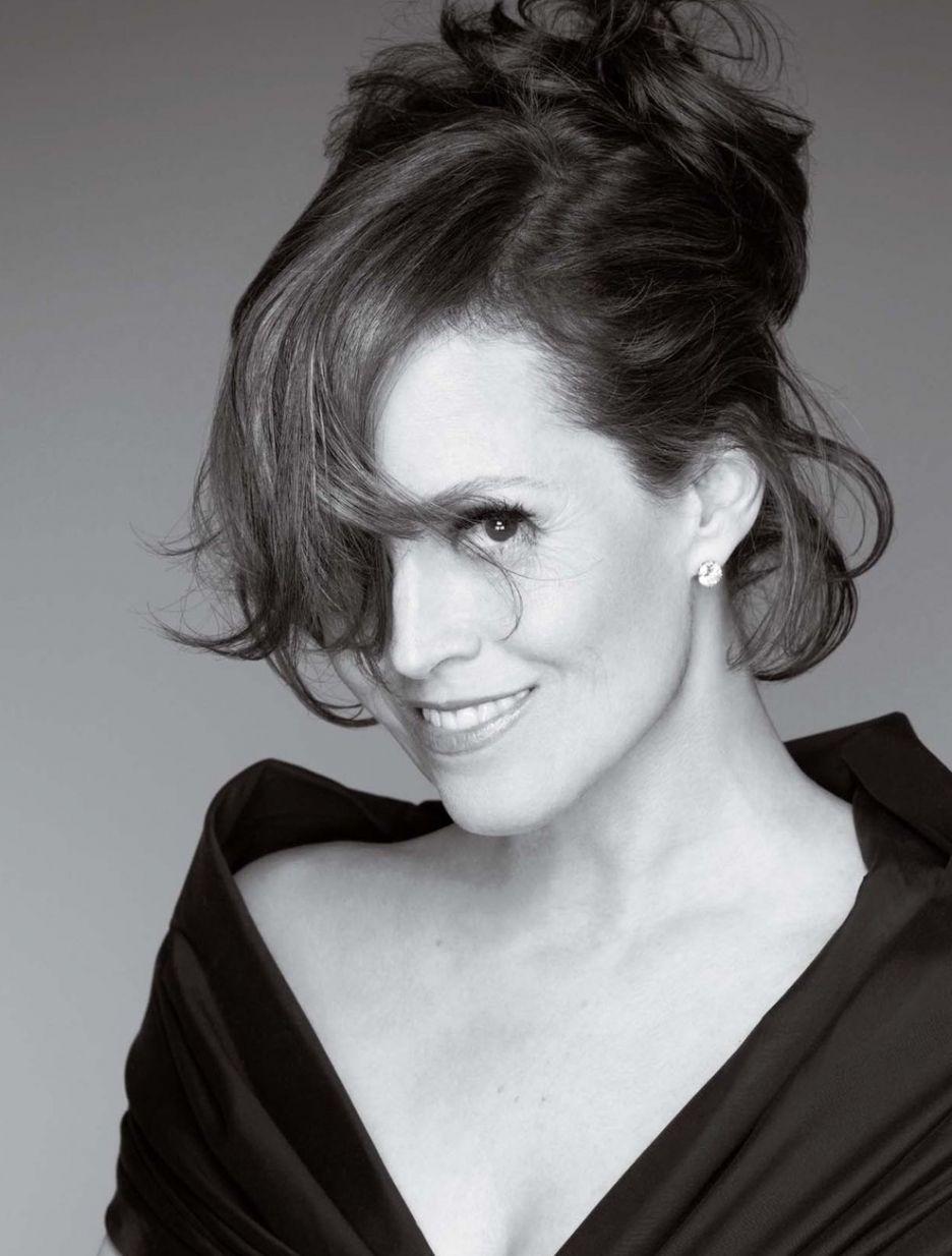 Sigourney Weaver