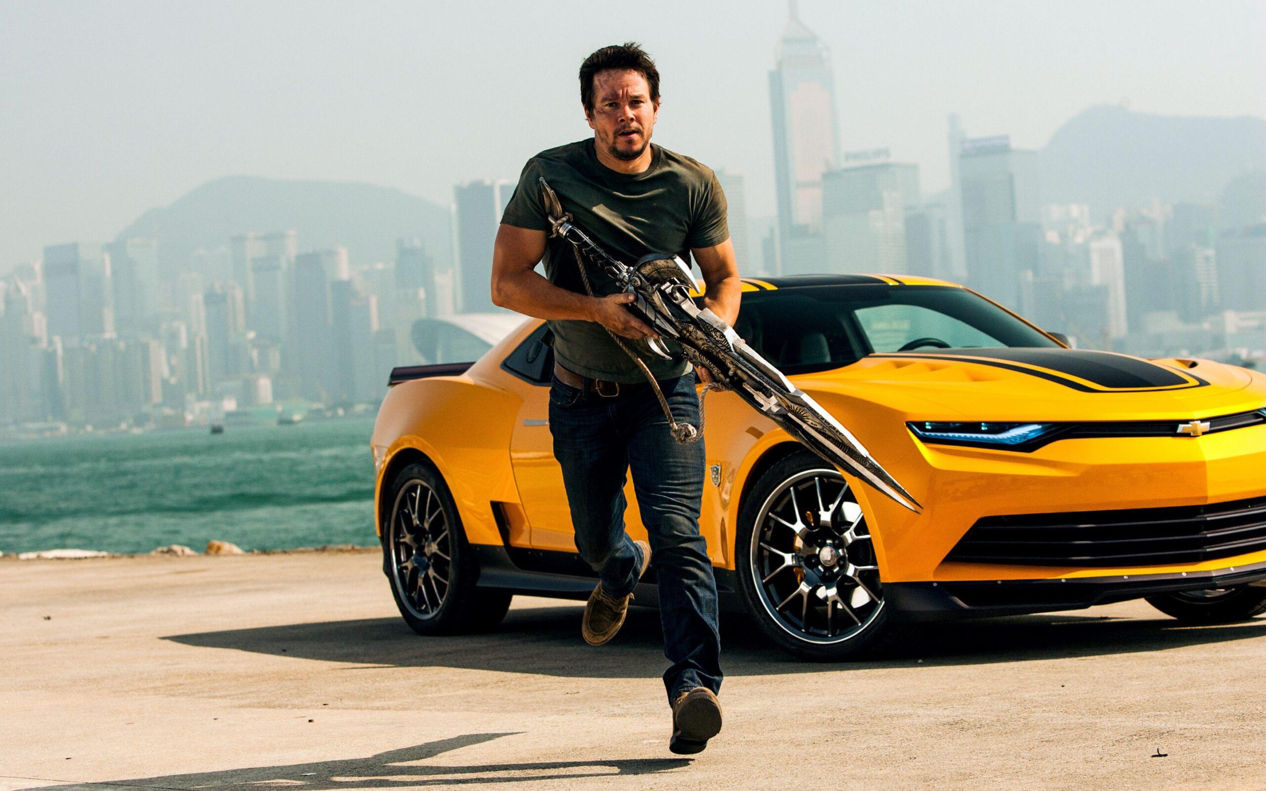 Mark Wahlberg in Transformers 4 Wallpapers