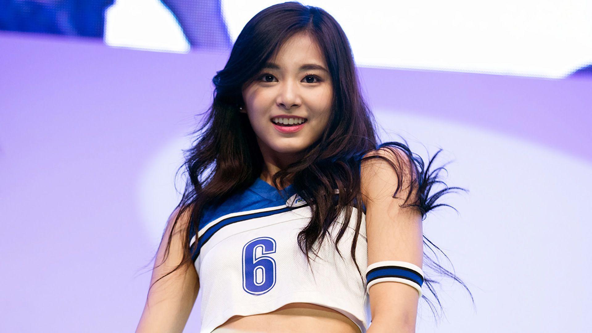 Tzuyu K