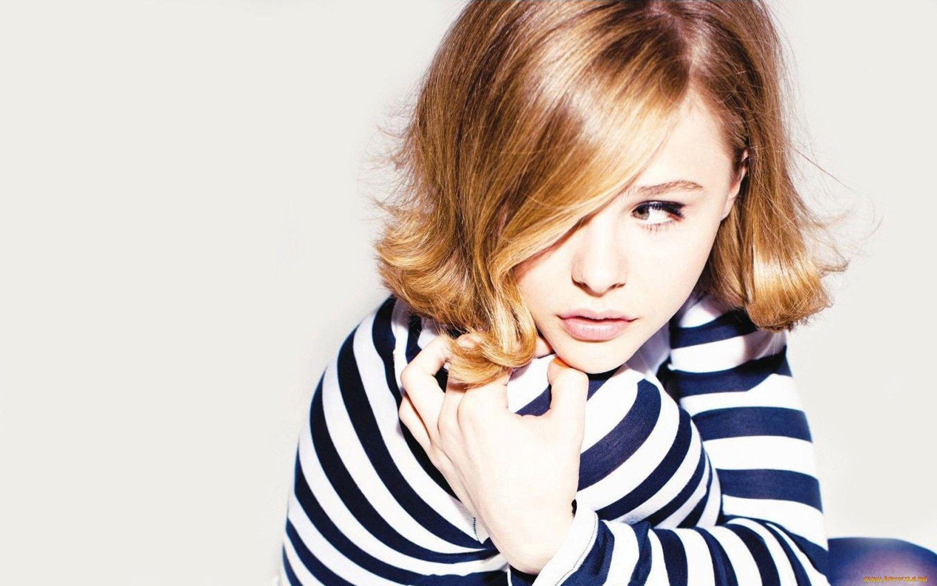 Grace Moretz HD Wallpapers for desktop download