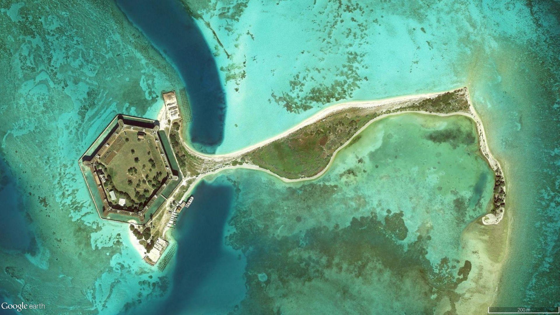 Photos: 23 Cuban Immigrants Achieve ‘Dry Foot’ in Dry Tortugas