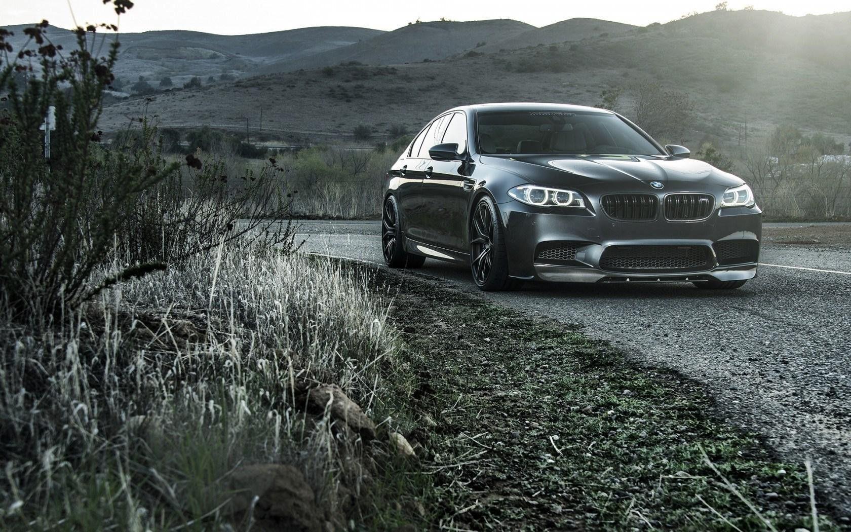 BMW M5 F10 On Road Wallpapers Wallpapers