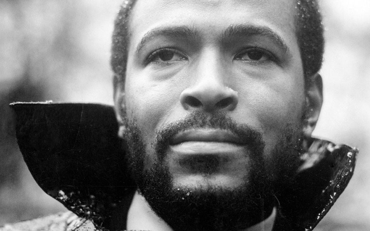 VINTAGE VISION] Marvin Gaye Gets It On • EBONY