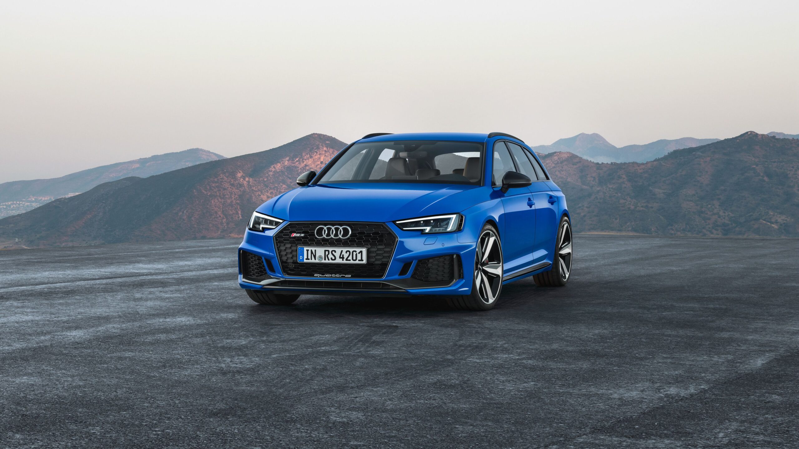 2018 Audi RS4 Avant 4K Wallpapers