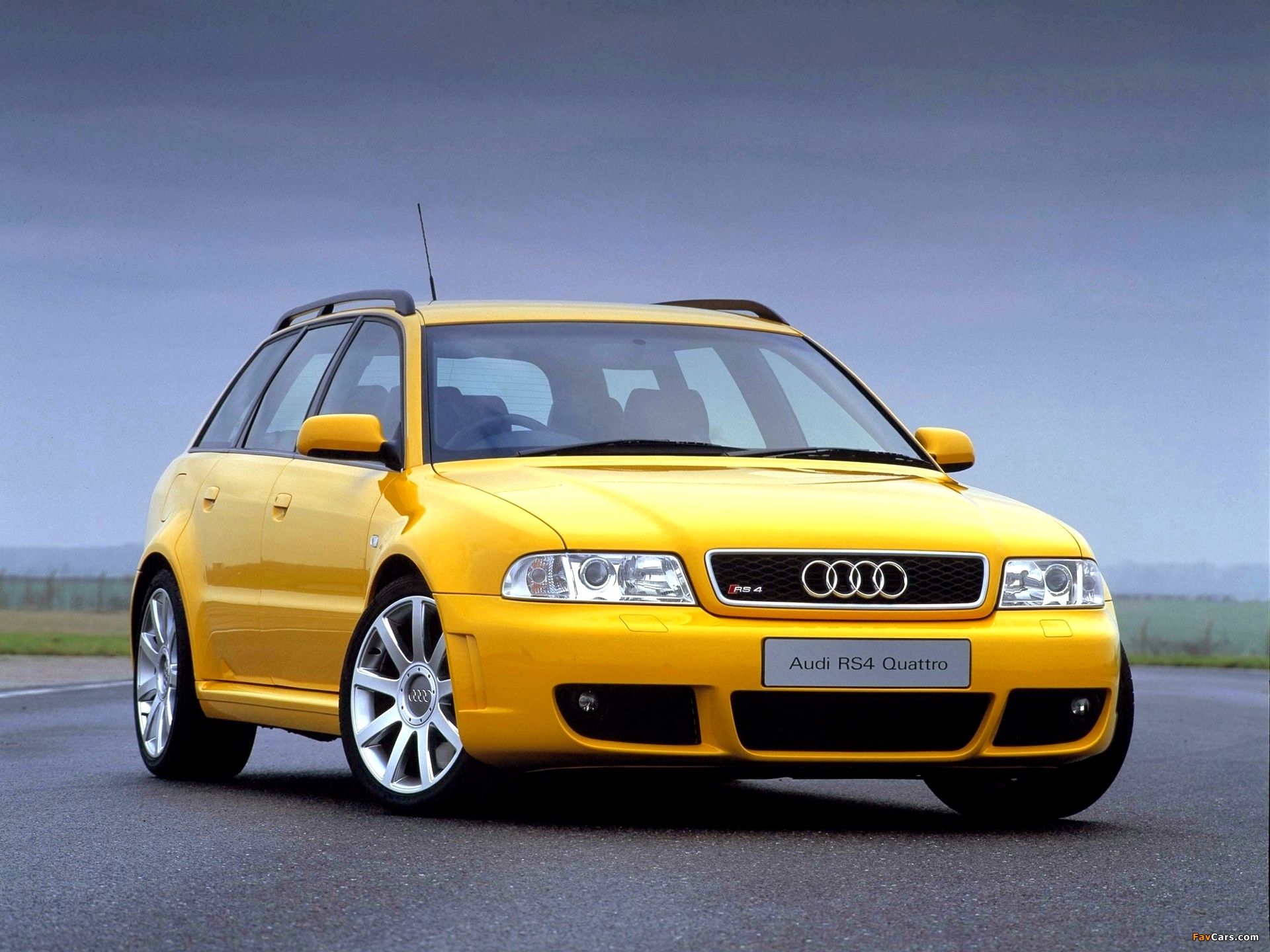 Audi RS4 Avant UK