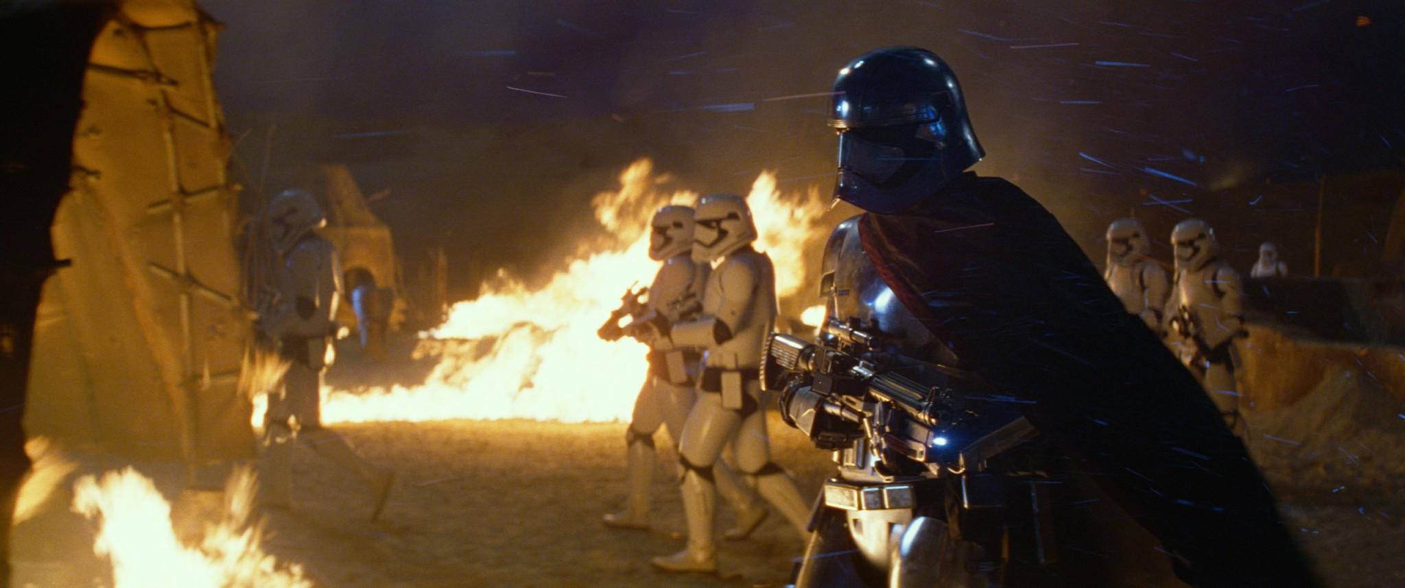 Star Wars Episode VII: The Force Awakens Wallpapers and Backgrounds