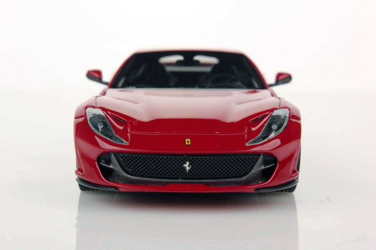 Ferrari 812 Superfast 1:43