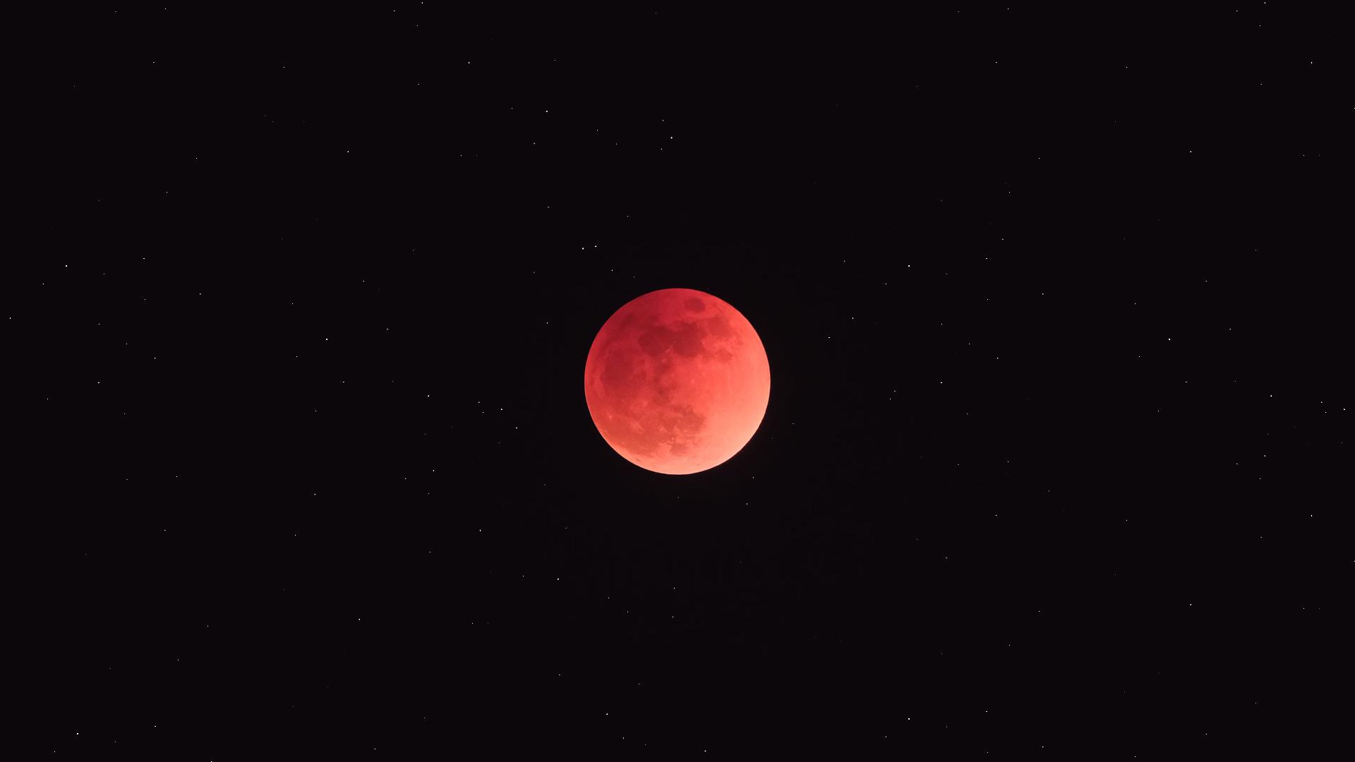 Red Moon HD Wallpapers