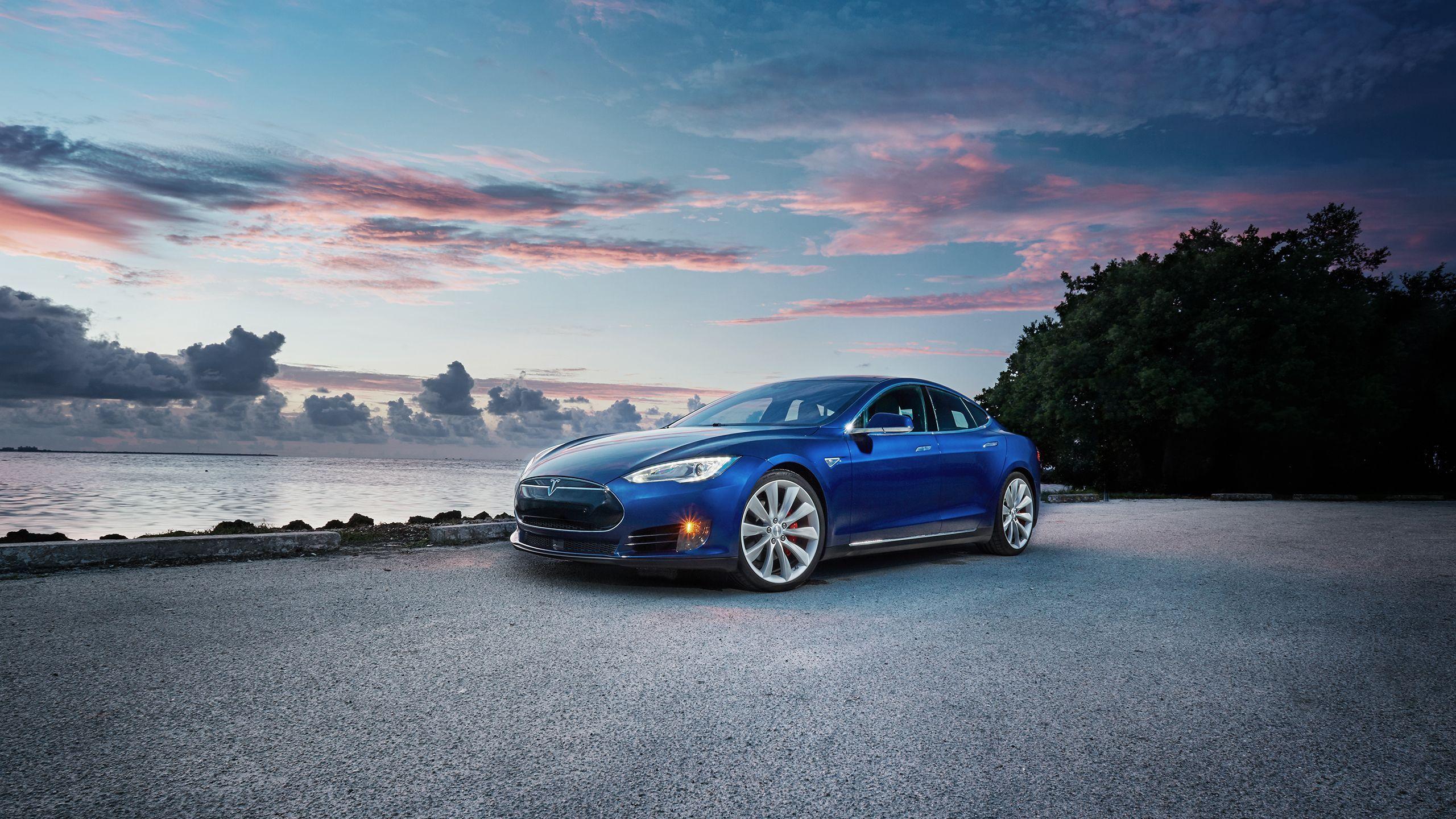 Wallpapers Wednesday: Tesla Model S