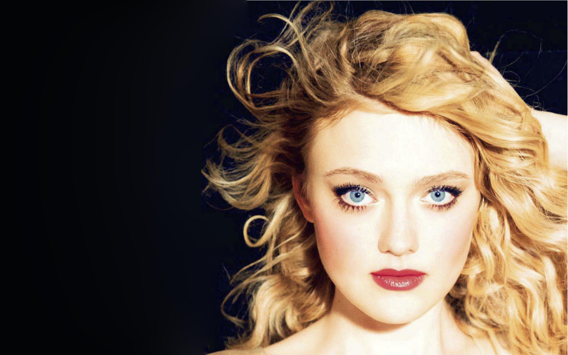 Dakota Fanning HD Wallpapers for desktop download