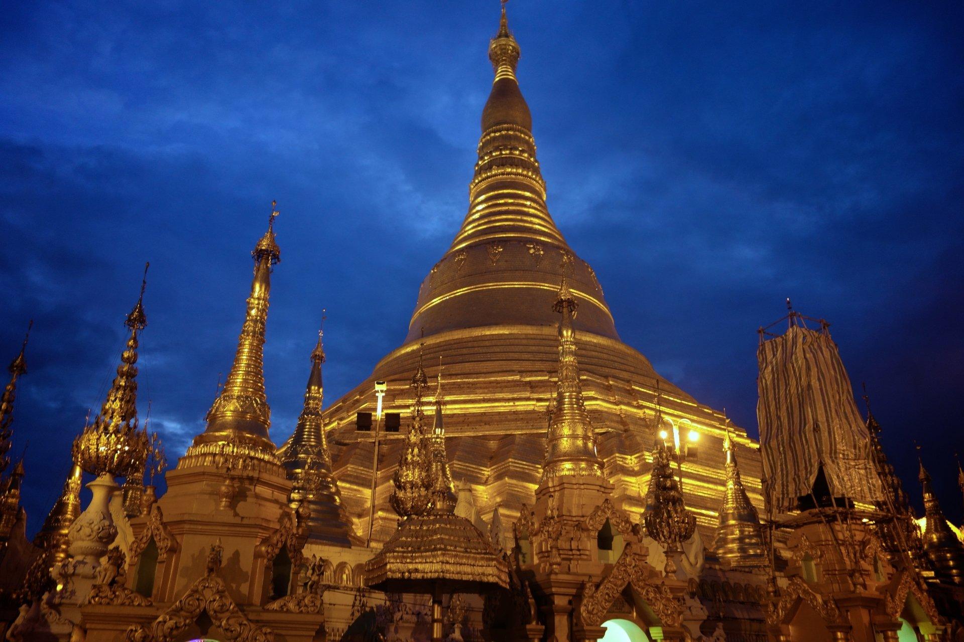 4 Shwedagon Pagoda HD Wallpapers