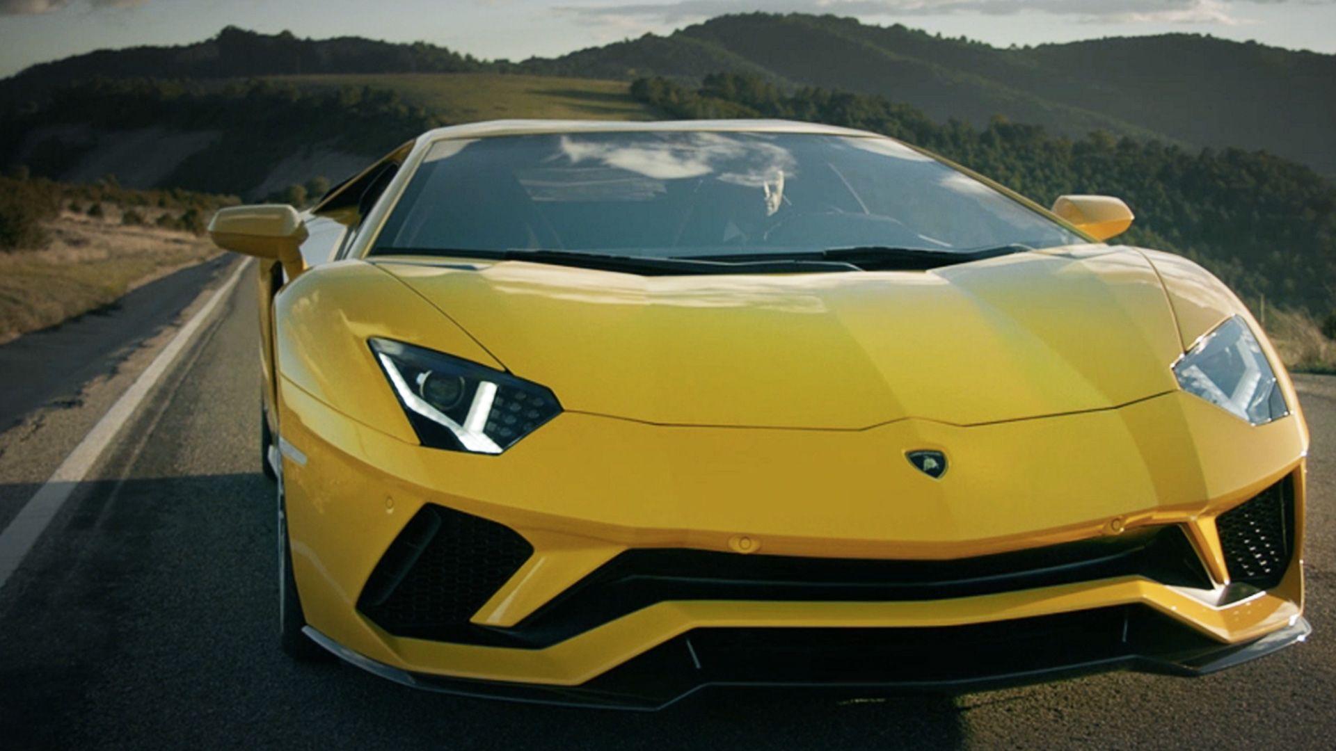 Lamborghini Aventador S Coupé