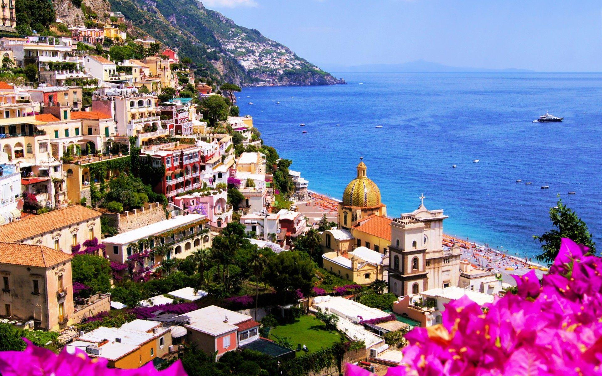 Amalfi Coast Beautiful City Wallpapers HD Free Download