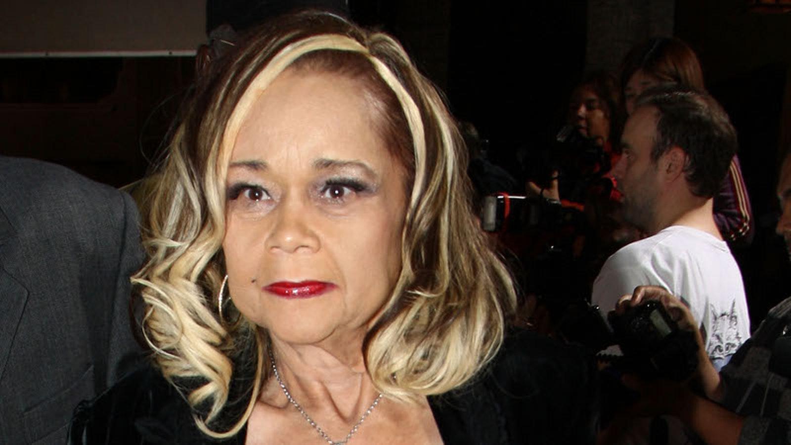 Music great Etta James dies