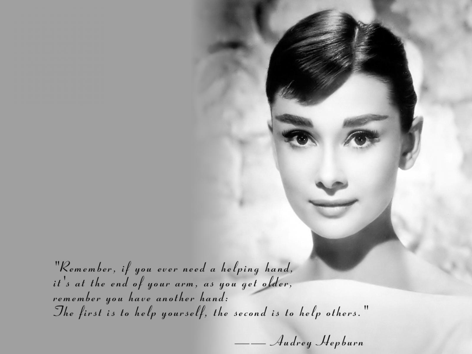 Pix For > Audrey Hepburn Wallpapers