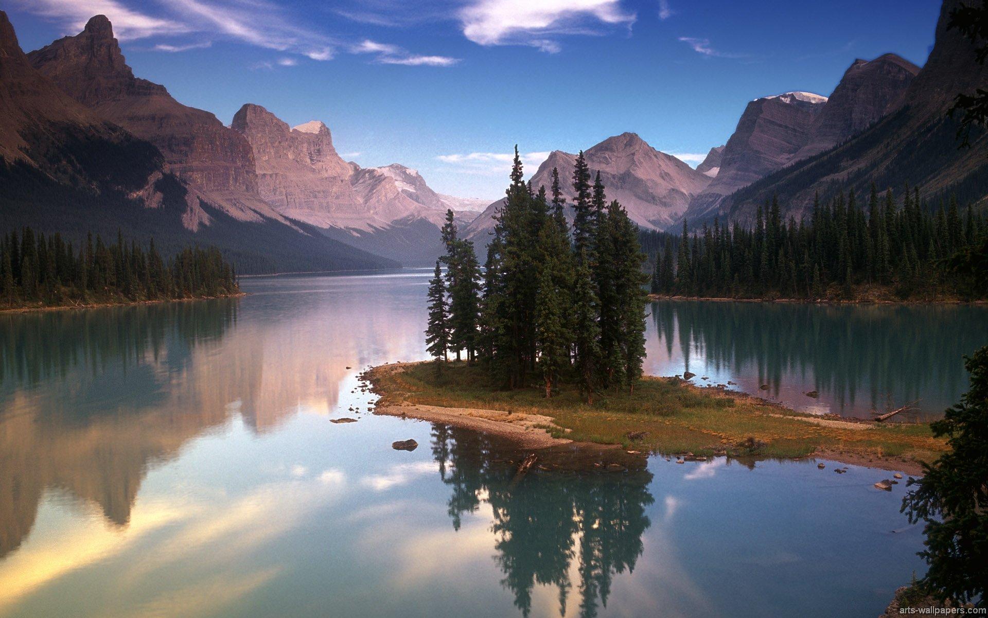 Download 1080p Canada Wallpapers: The Home Of The Grizzly Bear