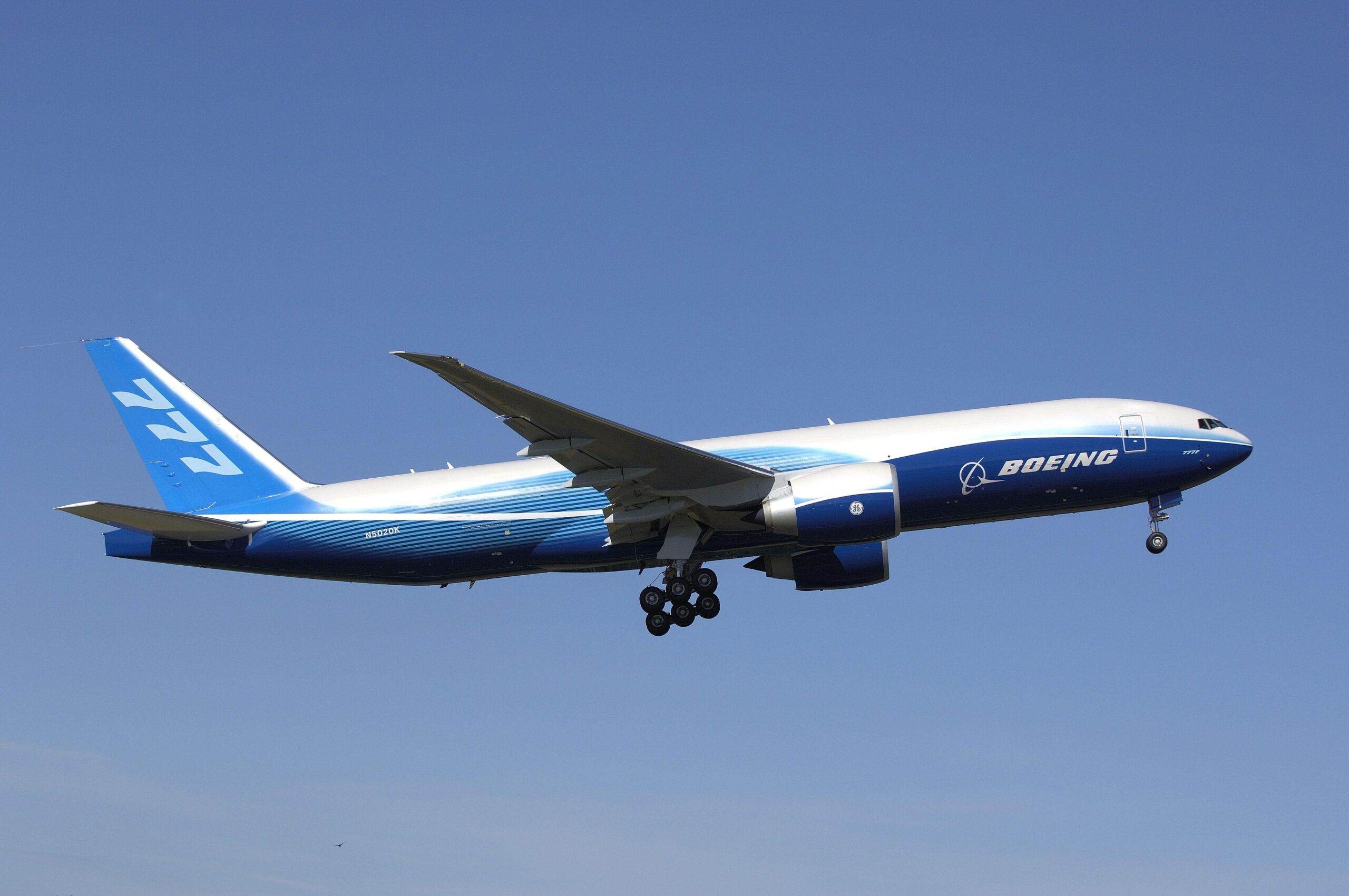 BOEING 777 airliner aircraft airplane plane jet